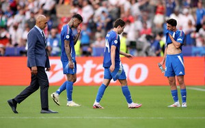 Bị loại ở EURO 2024, Italia lập kỷ lục siêu tệ