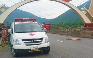 Hà Tĩnh: Vợ tử vong, chồng và 2 con nhỏ nguy kịch do tai nạn giao thông