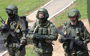 Ukraine giành giật bảo vệ từng phần lãnh thổ trước Nga, phóng UAV vào tận Moscow