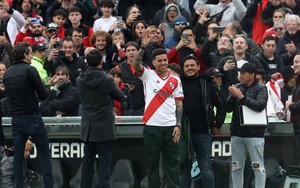 Về River Plate, Enzo Fernandez được chào đón bằng bài hát phân biệt chủng tộc