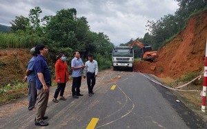 Đề phòng sạt lở đất, di dời nhiều hộ dân ra khỏi khu vực nguy hiểm ở Lâm Đồng