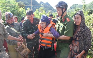 Mưa lớn gây ra lũ quét, sạt lở, ngập úng nhiều nơi trên địa bàn tỉnh Sơn La - Ảnh 1.