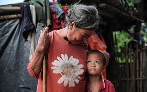 Hoàn cảnh khó khăn ở hà giang: Nhờ bạn đọc Báo Dân Việt 3 bé mồ côi bữa cơm đã có thịt- Ảnh 8.