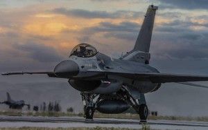 Lô máy bay F-16 đầu tiên đã được chuyển giao cho Ukraine