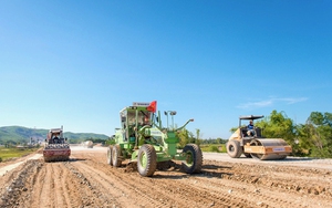 Chuyến xuyên hầm đầu tiên bằng ô tô trên cao tốc Bắc – Nam, đoạn Quảng Ngãi – Hoài Nhơn- Ảnh 3.