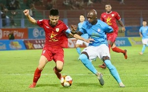 Bầu Hiển dang tay, Hà Nội FC chiêu mộ hậu vệ Việt kiều 1m91? - Ảnh 3.