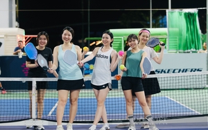 "Pickleball vẫn sôi nổi bất chấp mưa to gió lớn" - Ảnh 8.