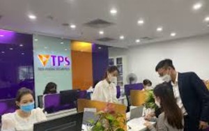 Cán bộ nhân viên Vietcombank ủng hộ 1 ngày lương hỗ trợ đồng bào bị thiệt hại do bão số 3- Ảnh 8.