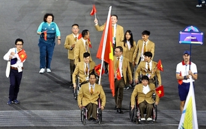 Bơi Paralympic Paris 2024: Lê Tiến Đạt xếp thứ 4 chung kết 100m ếch nam - Ảnh 3.