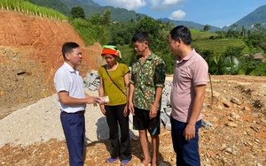 Hoàn cảnh khó khăn ở Yên Bái: Vợ chồng già bệnh tật và đứa con trai khù khờ ước có ngôi nhà- Ảnh 6.