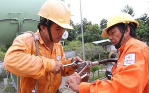 EVNCPC khen thưởng 47 tập thể và cá nhân xuất sắc tham gia thi công đường dây 500kV mạch 3- Ảnh 10.