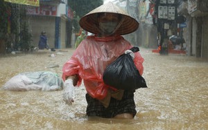 Cảnh tượng tang thương trong gia đình có 4 người chết tại vụ lũ quét ở làng Nủ - Ảnh 9.