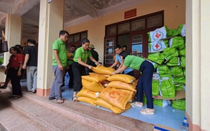 Phó Chủ tịch Hội NDVN Đinh Khắc Đính thăm, tặng quà hội viên, nông dân bị thiệt hại do mưa lũ tại Cao Bằng - Ảnh 19.