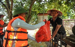 Trung thu đặc biệt cho các “chiến binh nhí” tại Viện Huyết học - Truyền máu Trung ương - Ảnh 19.