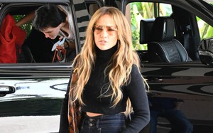 Jennifer Lopez và Ben Affleck chính thức ly hôn - Ảnh 3.