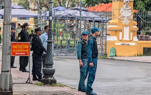 Hàng trăm nạn nhân trong vụ Vạn Thịnh Phát đến dự phiên tòa- Ảnh 3.