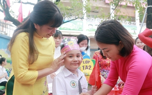 "Cậu bé vàng" đầu tiên của làng Toán học Việt, từ bỏ mức lương nghìn đô về nước cống hiến - Ảnh 4.