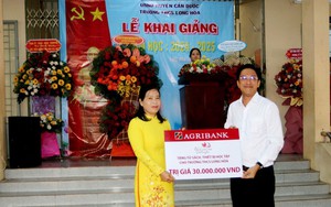 Agribank tổ chức các đoàn công tác nắm bắt tình hình, khắc phục thiệt hại cơn bão số 3- Ảnh 10.