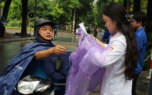 Thầy hiệu trưởng tiết lộ lý do nhảy cùng học sinh toàn trường trong ngày khai giảng khiến ai cũng phấn khích- Ảnh 3.