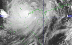 HOT: Tâm siêu bão số 3 - bão YAGI đã về đến Hà Nội, giật cấp 12 - Ảnh 2.