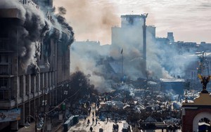 Ông Zelensky vinh danh các lữ đoàn đã đẩy lùi cuộc tấn công dữ dội nhất của Nga - Ảnh 2.