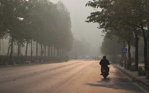 Hà Nội: "Ra đường hít thở độc hại bằng 2 bao thuốc lá"- Ảnh 6.