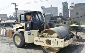 Công an xác minh vụ người phụ nữ ôm con khóc nức nở, cầu cứu nhà hảo tâm trước cổng Bệnh viện Nhi đồng 2- Ảnh 3.