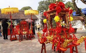 Cảnh hỗn loạn, gặp sự cố khi trèo rào sau lễ khai ấn Đền Trần- Ảnh 18.
