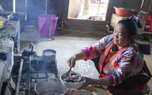 Huyện Phú Bình trao sinh kế, đa dạng các mô hình giảm nghèo giúp người dân ổn định cuộc sống - Ảnh 1.