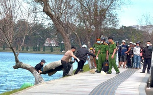 Công bố quyết định nghỉ hưu cho 21 cán bộ thuộc Công an tỉnh Lâm Đồng - Ảnh 4.