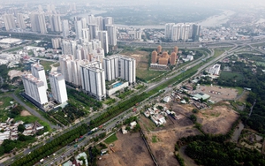 Nguồn cung bất động sản thương mại TP.HCM tăng trưởng, kỳ vọng chuyển mình trong năm 2025 - Ảnh 1.