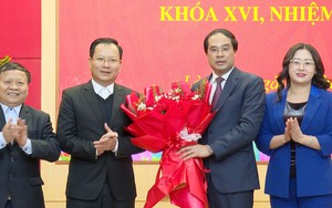 Bí thư Tỉnh ủy, Chủ tịch UBND tỉnh Lào Cai Trịnh Xuân Trường giữ chức Bí thư Đảng ủy UBND tỉnh Lào Cai - Ảnh 2.