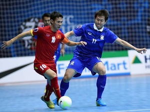 Clip: ĐT futsal Việt Nam thảm bại trước Thái Lan