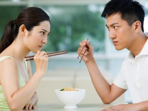 Đàn ông Việt nghĩ gì về việc ăn Tết nhà ngoại?