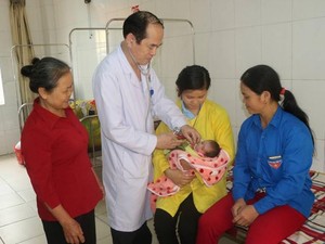 Cứu sống mẹ con sản giật sùi bọt mép, mắt trợn ngược