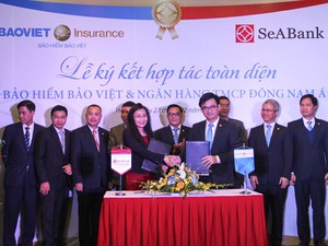 Tổng Công ty Bảo hiểm Bảo Việt và Ngân hàng TMCP Đông Nam Á ký thỏa thuận hợp tác toàn diện