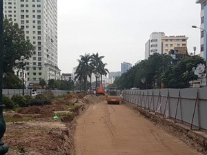 Hà Nội: Xén dải phân cách, mở rộng đường Nguyễn Chí Thanh lên 10 làn xe