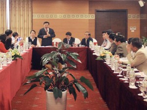 Chủ tịch tỉnh Nghệ An dự cuộc gặp bàn về tiêu thụ nông sản do NTNN/Dân Việt kết nối