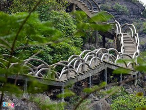 Cầu xuyên lõi di sản Tràng An đi ngược cam kết của Việt Nam với UNESCO