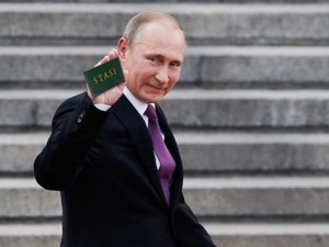 Tổng thống Nga Putin và bí mật tấm thẻ mật vụ Đông Đức