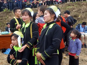 Trầm bổng tiếng sli, tiếng lượn của người Nùng xứ Lạng trong lễ hội đầu năm