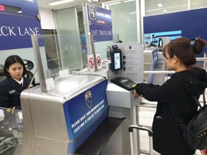 Thái Lan bắt giữ nữ du khách Việt vì dùng hộ chiếu người khác