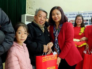 Lãnh đạo TP.Hà Nội thăm, tặng quà Tết 128 hộ dân xã Đồng Tâm