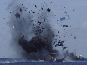 Vì sao Indonesia "thích" cho nổ tung tàu đánh cá trộm?