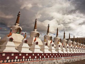 Bí ẩn về các hình thức mai táng khác thường tại Tây Tạng