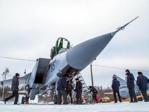 MiG-31 thành ngọn đuốc sau khi thử sức với Kinzhal?