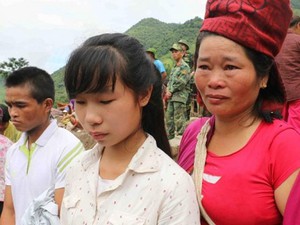 Hậu mưa lũ Sơn La: Bé gái suốt 7 ngày đi tìm bố và anh mất tích