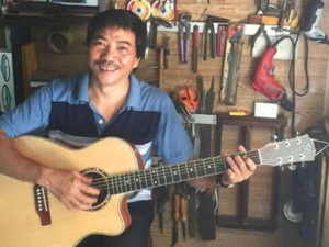 Phố guitar giữa lòng Sài Gòn lên báo Mỹ