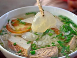 Bún cá sứa và lươn đùm bọc mỡ chài nổi tiếng ở Nha Trang