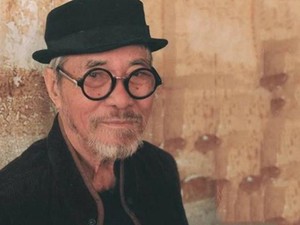 Nhà thơ Phan Vũ triển lãm tranh 'Em ơi Hà Nội phố' ở tuổi 93